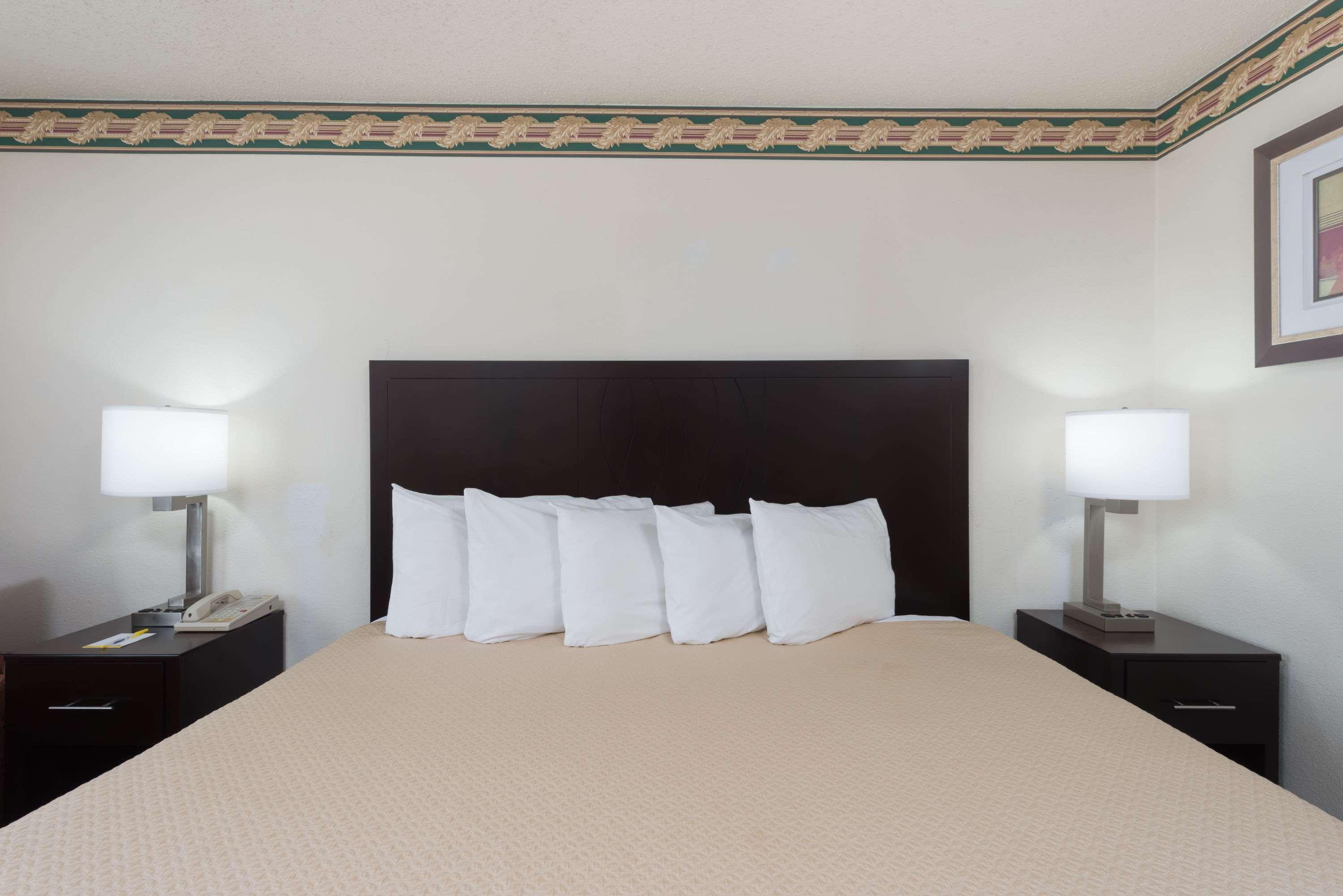 Days Inn By Wyndham Mexico Luaran gambar